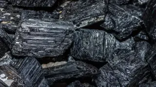 Китай обвини чужди служби в опити за кражба на редкоземни метали