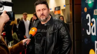 Угажда си: Асен Блатечки си купи мощен и скъп джип Папарашки Снимки