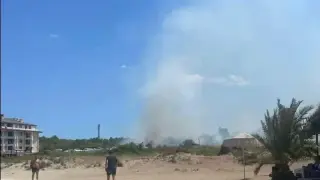 Паника на плаж „Нестинарка“, хвърчат пожарни Видео