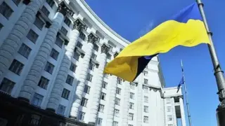 Киев премахва руския език от Конституцията заради...