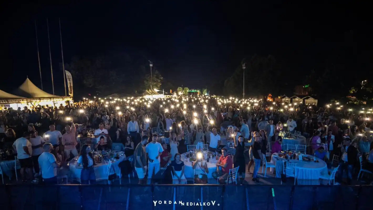Rewind Vratsa 2025 разтърси със звезден блясък: Три дни ретро магия под Балкана Снимки