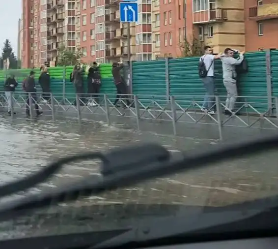 Москва под вода: Най-дъждовният ден от 1879 г. потопи именията на кремълския елит Снимки