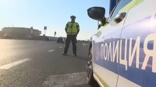 Тарикати: 65 шофьора шпориха в аварийната лента уикенда, а сега ще реват! Видео