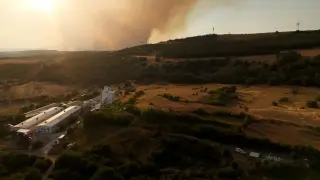 Помагайте: Адът край Костинброд се разраства, апокалиптични кадри