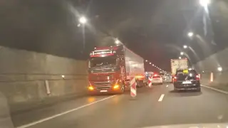 Снимки от мелето във "Витиня"! Задръстването е километри