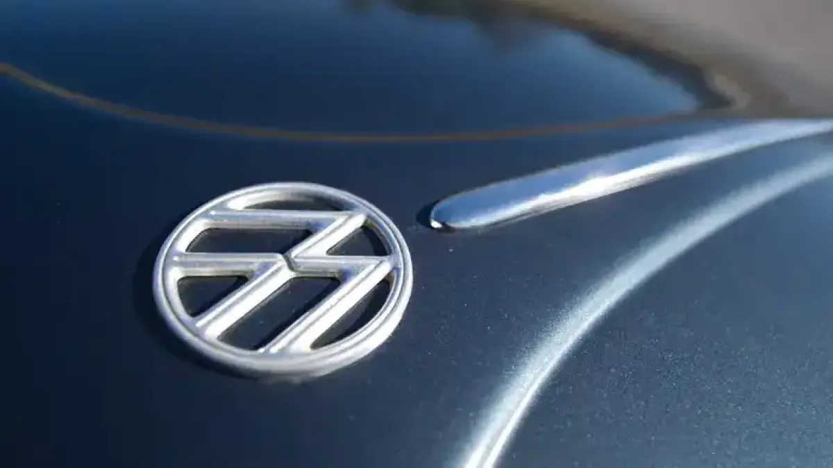 Продават уникален по рода си Volkswagen Beetle Снимки