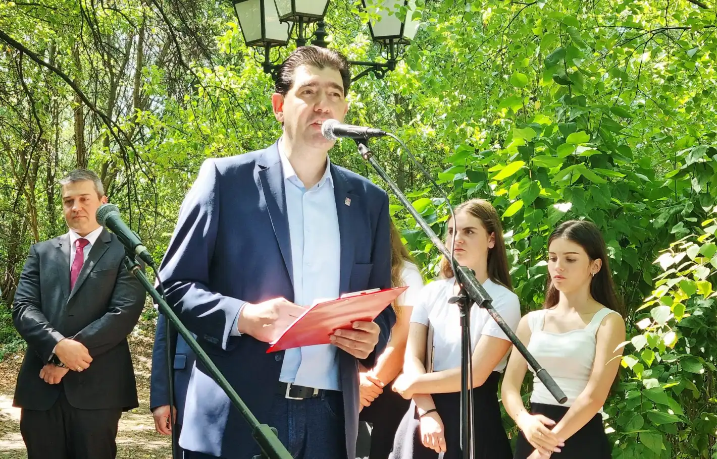 Иван Таков: Идеалите на Вапцаров и другарите му днес са въплътени в борбата ни срещу "Маркет юбер алес"