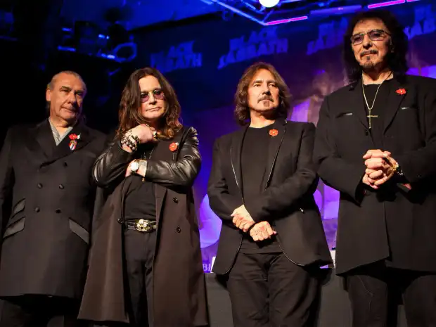 Black Sabbath отдаде почит на Ози Озбърн след смъртта му