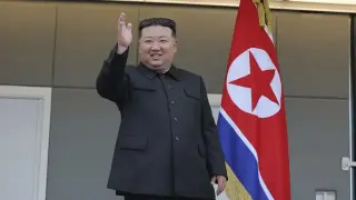 Ким Чен-ун призова севернокорейската армия да се готви за истинска война