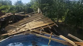 Библейски ураган порази родно село,  отнесени са покриви Видео