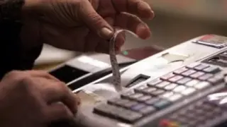 Бизнесът пред хаос: Две трети от касовите апарати не са готови за еврото, искат отсрочка