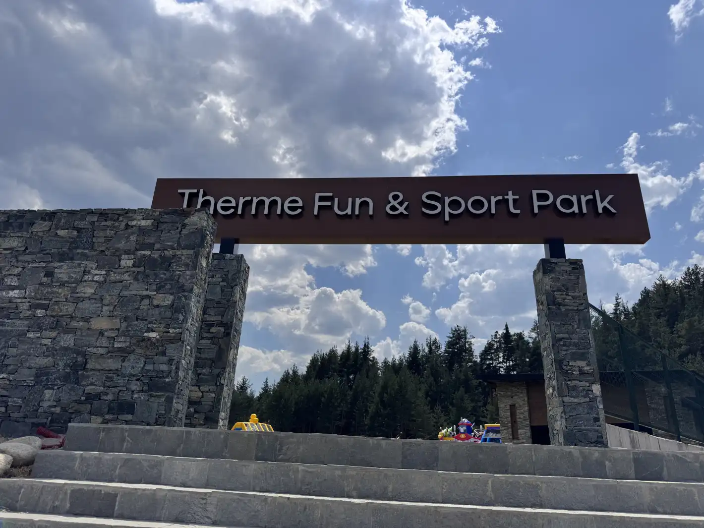 Therme Fun & Sport Park е тук – 25 декара забавление за малки и големи