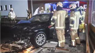 Първи СНИМКИ от касапницата с българин в Тирол, летял е с метри