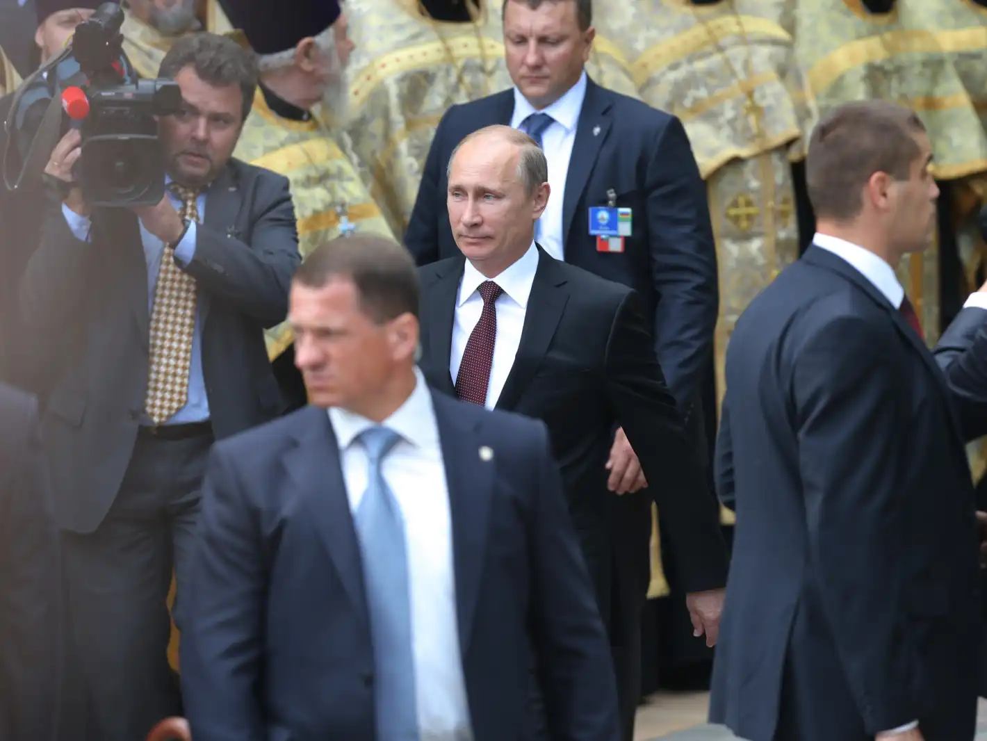 Нов етап в охраната на Путин, гардовете вече са с "Елка"