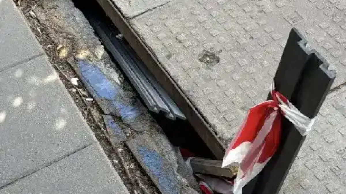 Яма чупи краката на минувачи в София Снимки