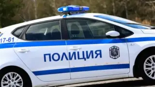 Срутил се е таванът в кметството в село Анево Снимка