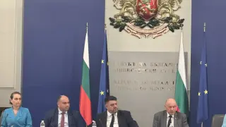 Атанас Зафиров: България доказва, че може да бъде пионер в Европа с грижата към децата бежанци