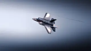 Свръхмодерен US изтребител се разби Видео