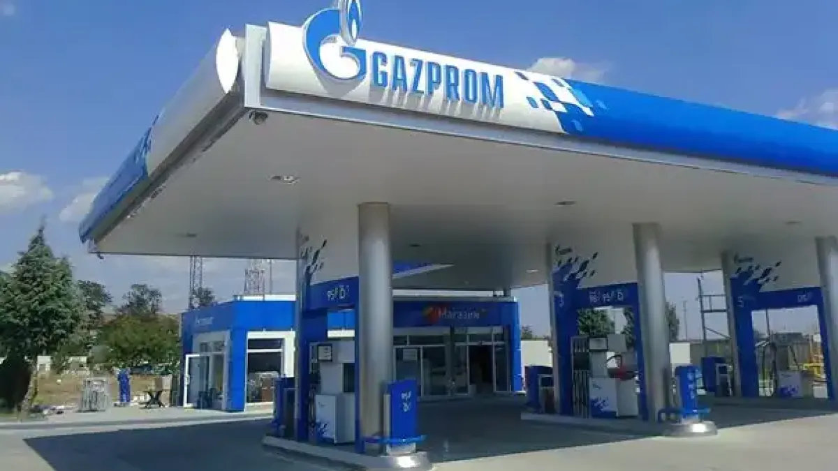 Бензиностанциите „Газпром“ напускат България