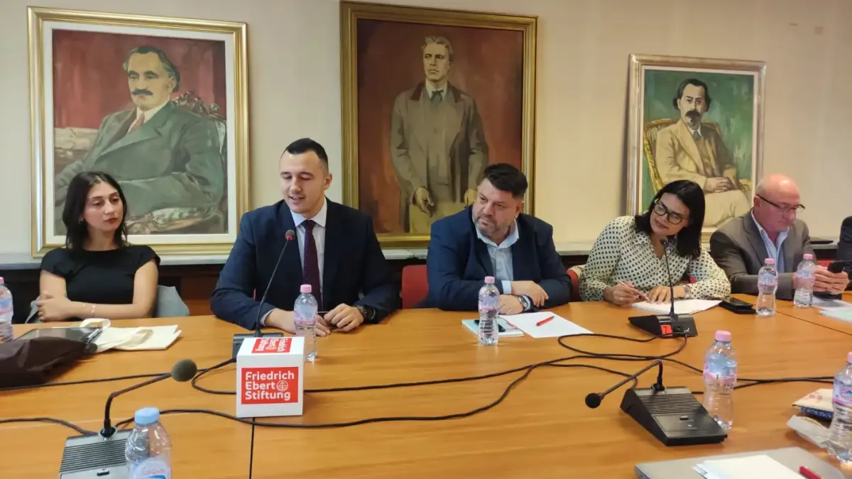 Зафиров към млади социалисти от балканите: Ролята на левицата е да е гласът на човешкото!