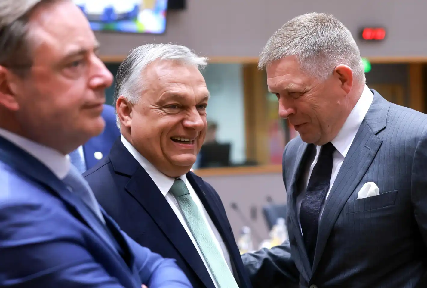 Орбан се присмя на ЕС: Това е автогол