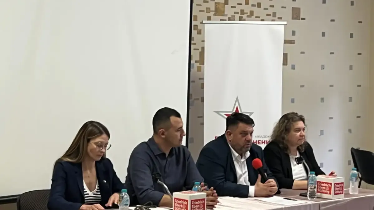 Зафиров към младите социалисти от Балканите: Вие сте двигателят на промяната