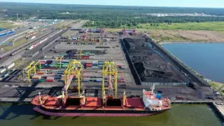 Индия отказва да разтоварва танкери с руски петрол и вече е започнала да търси заместител