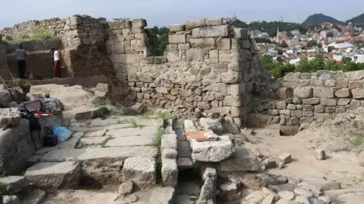 Мъж падна в едно от водохранилищата на Небет тепе