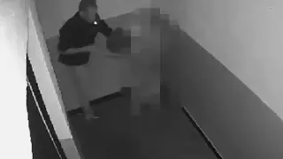 Изверг би на убиване бездомен мъж в Пловдив Видео