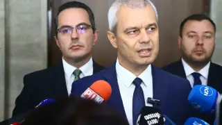 Костадинов след бомбата на Борисов: Протестите дадоха резултат! Нови избори веднага!