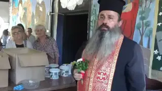 Поп Георги, разгневил цяло, Георги, се оказа бивша барета Снимки