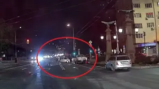 Извънредно в БЛИЦ! Зрелищна катастрофа на Орлов мост Видео