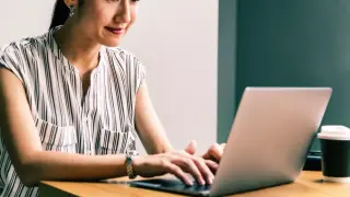 Рязък спад в търсенето на кадри  – 12% по-малко обяви за работа за месец