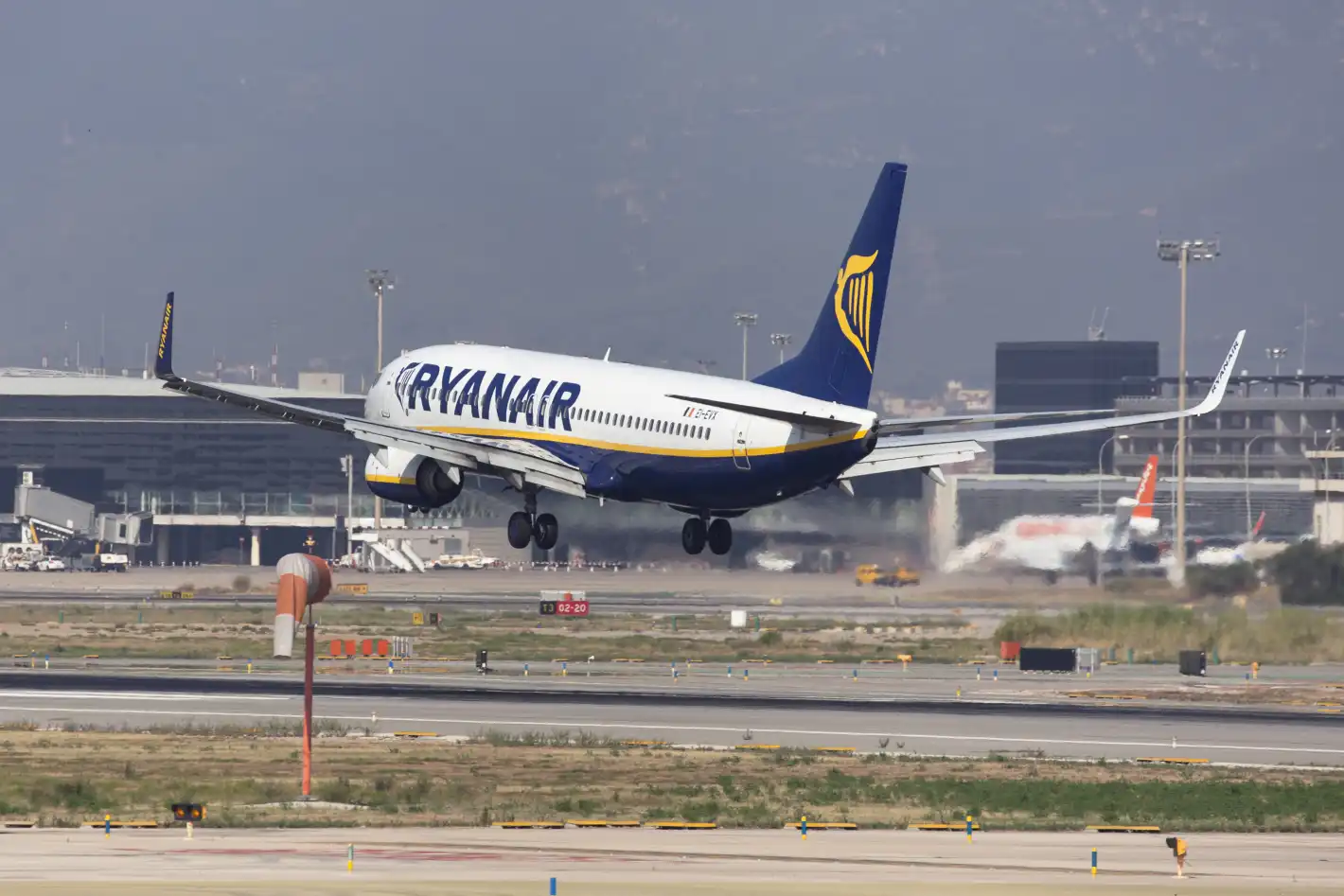 Ако летите с Ryanair до Испания през август, чака ви голям проблем