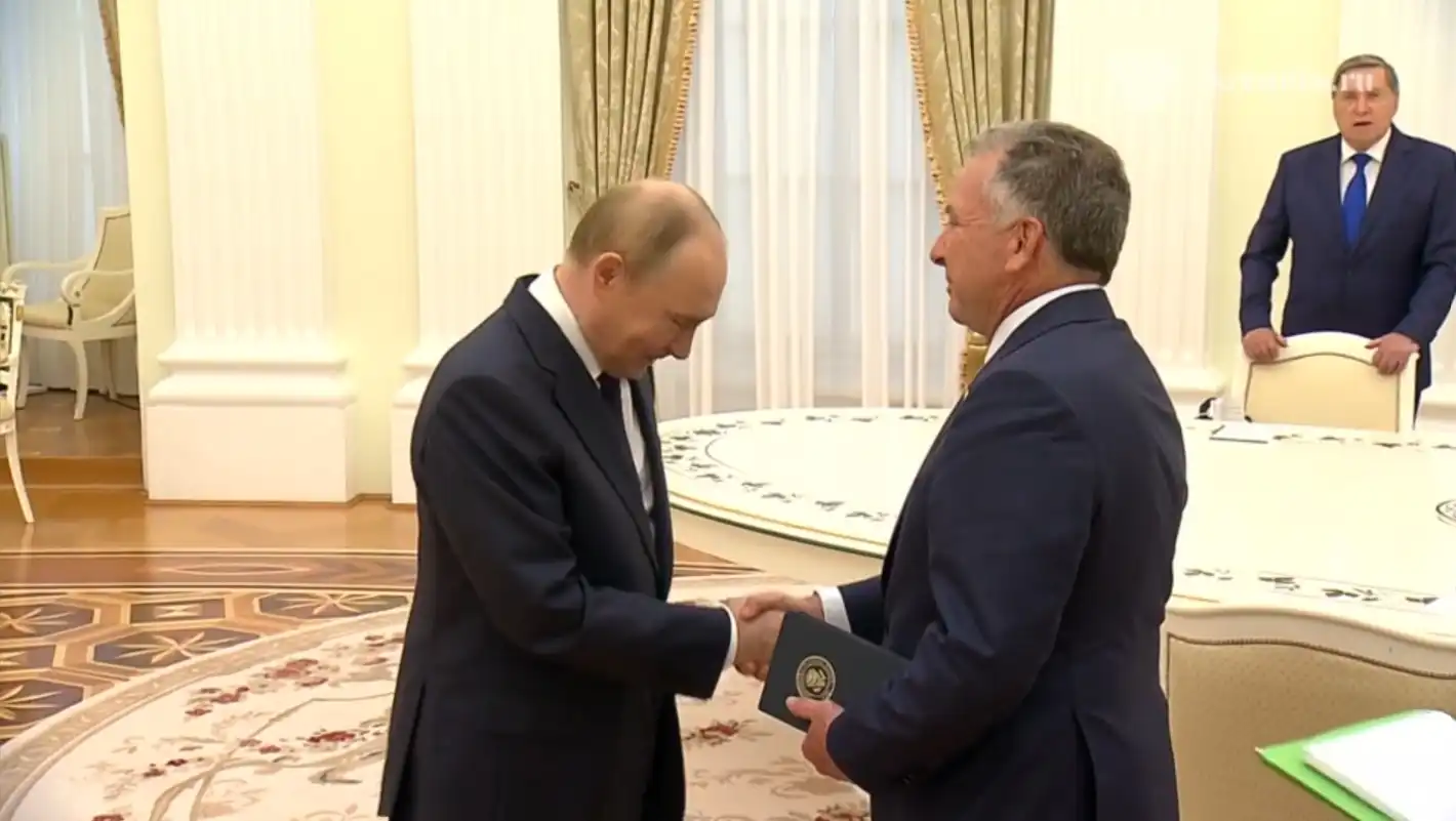 Човек на Путин разкри какво са си казали с Уиткоф на срещата, продължила три часа