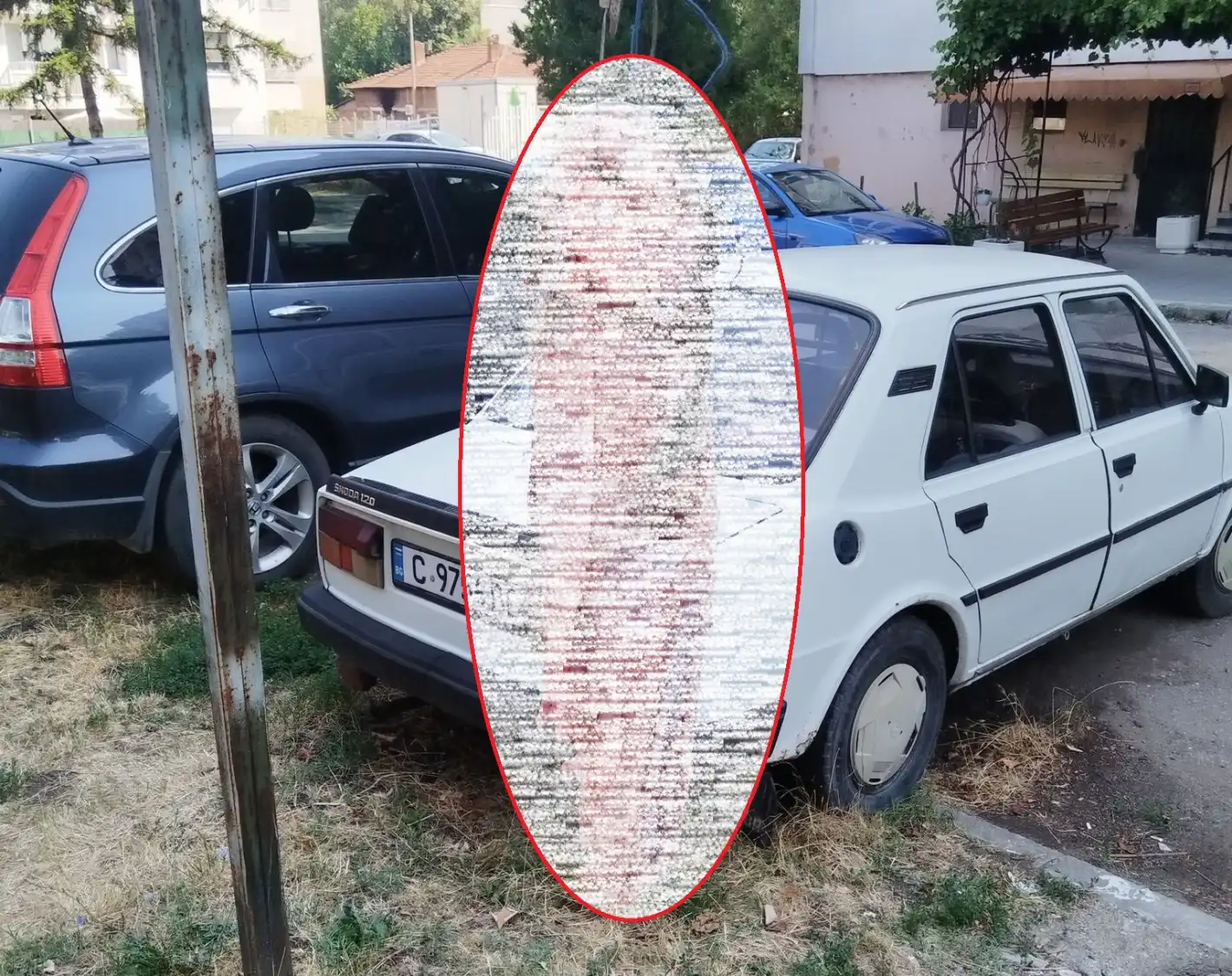 Странна находка: Разфасован труп пред блок в „Надежда“ 4 Снимка 18+