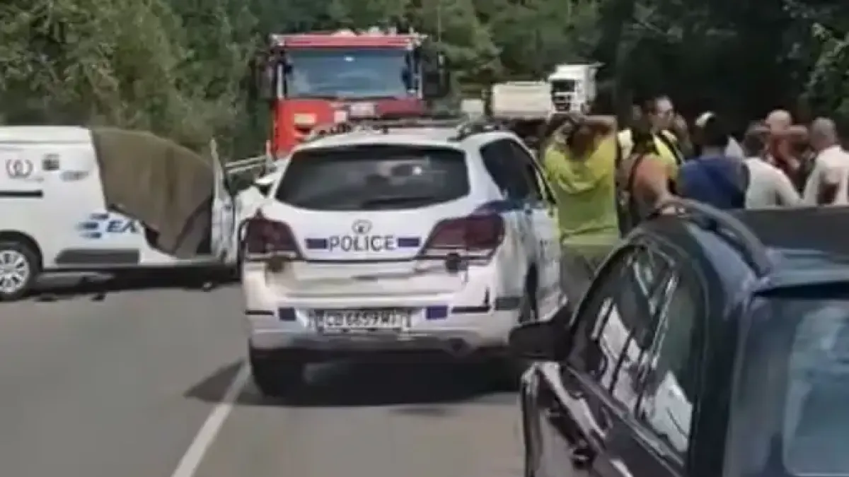 Ужасяващо меле  блокира "Предела", има жертва Снимки