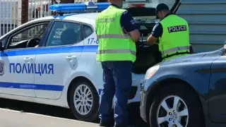 Известна личност на Несебър бе спипана с кокаин и алкохол зад волана на скъпия си Лексус