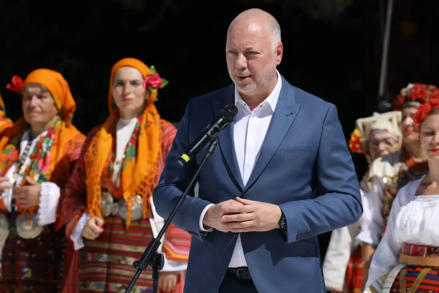 Желязков тържествено в Копривщица: Няма писан автор на българското творчество!