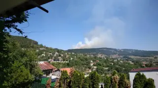 Извънредно: Пожар гори край Костинброд, активирана е BG-Alert Видео