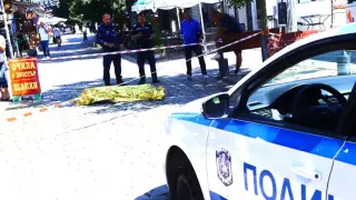 Първо в БЛИЦ! Труп на жена в центъра на София Снимки
