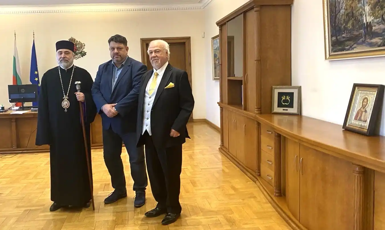 Вицепремиерът Атанас Зафиров изрази пълна подкрепа за делата на канонична арменска църква в България