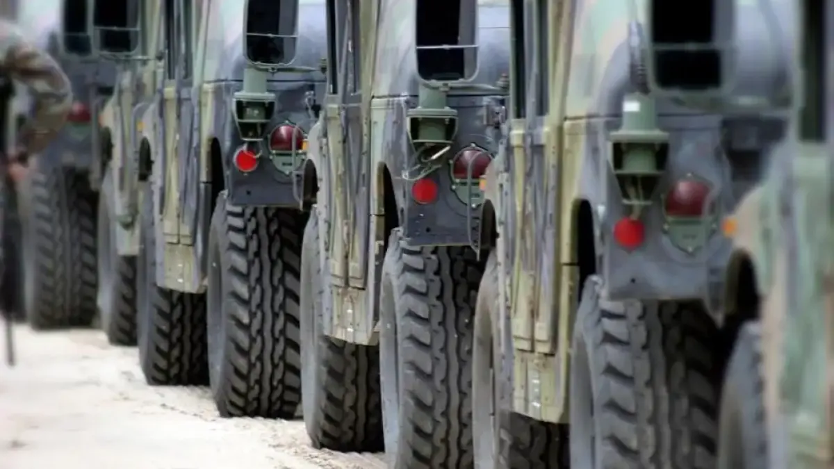 Тежка военна техника тръгва по пътищата на страната