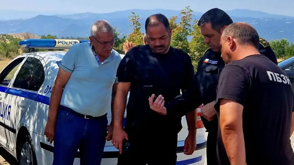 Бивш шеф на МВР бори огнения ад в Пирин