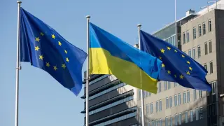 EC стана гapaнт за oгpoмeн ĸpeдит зa Уĸpaйнa - зa пoĸyпĸa нa...