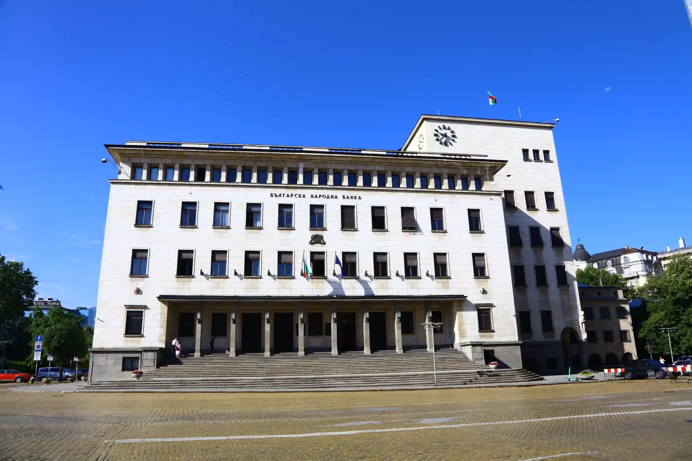 БНБ свали основния лихвен процент, ето колко ще е от 1 октомври