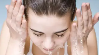 Спрете да правите това с лицето си, състарявате се!