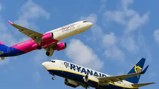 Wizz Air цака Ryanair, пое 2 от техните маршрути