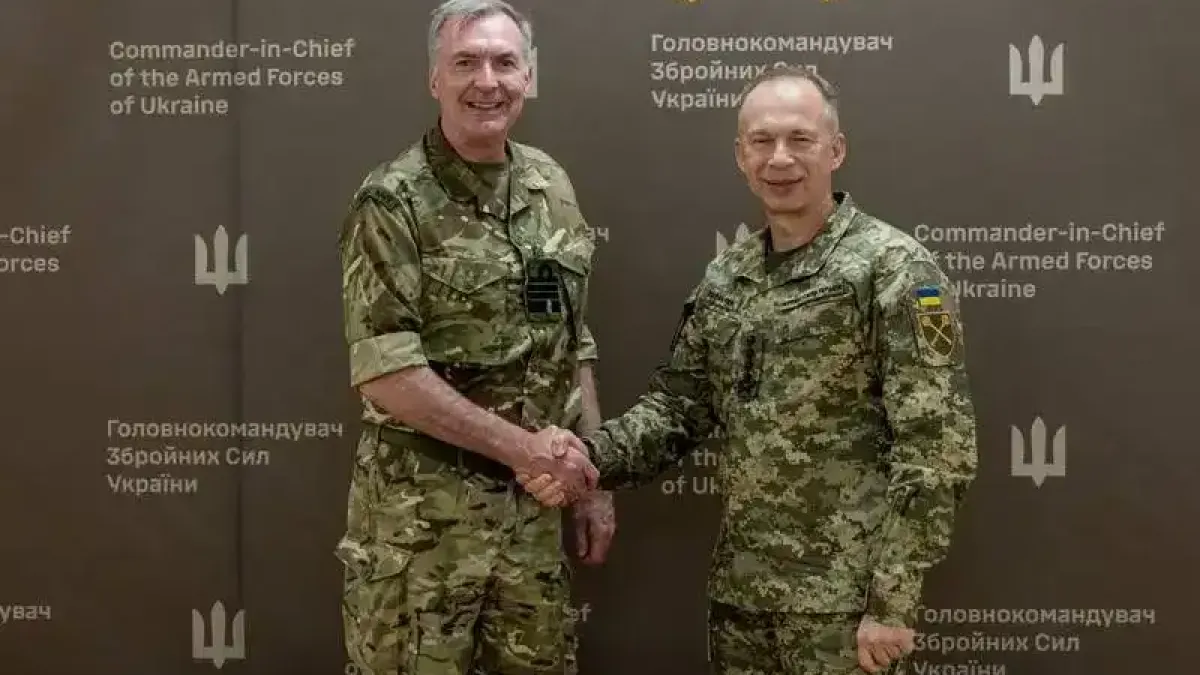 UK адмирал към Запада: Не се страхувайте от Русия, бъдете готови за война - тя е една, а ние много