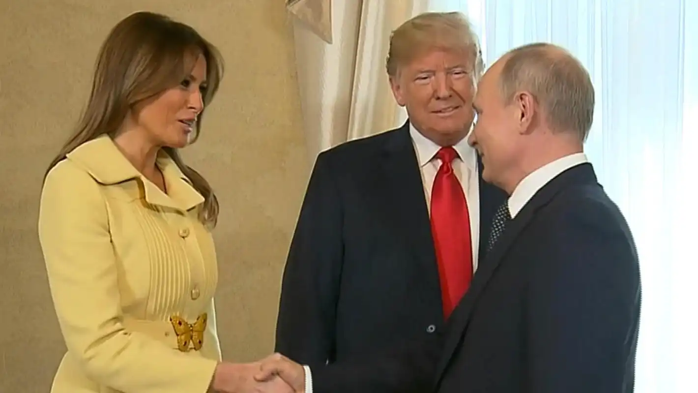 Неочаквано: Тръмп предал на Путин писмо от Мелания!